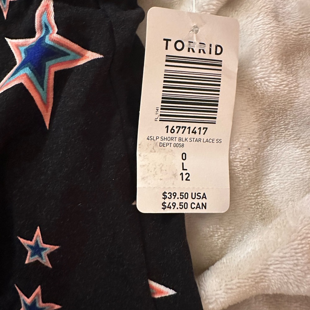 NWT Torrid Black Star Patterned Women's Sleep Shorts - Picture 2 of 4